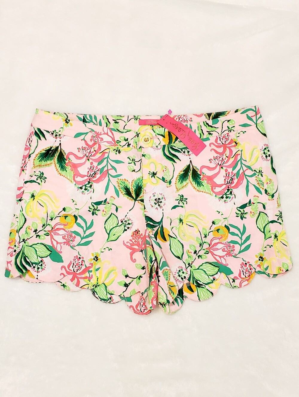 Lilly Pulitzer Pink Floral Scalloped Hem Shorts 16